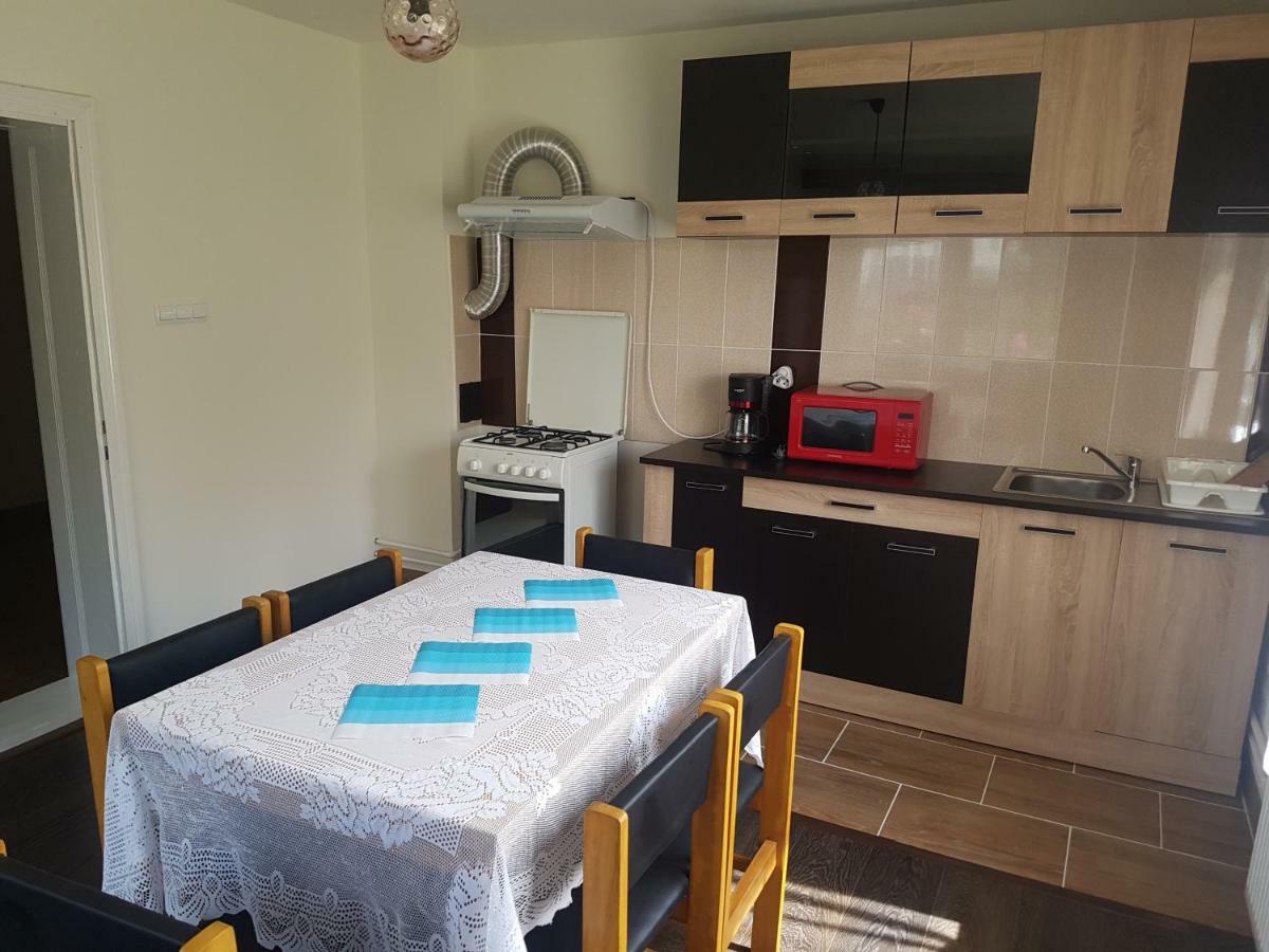 Апартаменти Apartament Tiatim Ватра-Дорней Екстер'єр фото