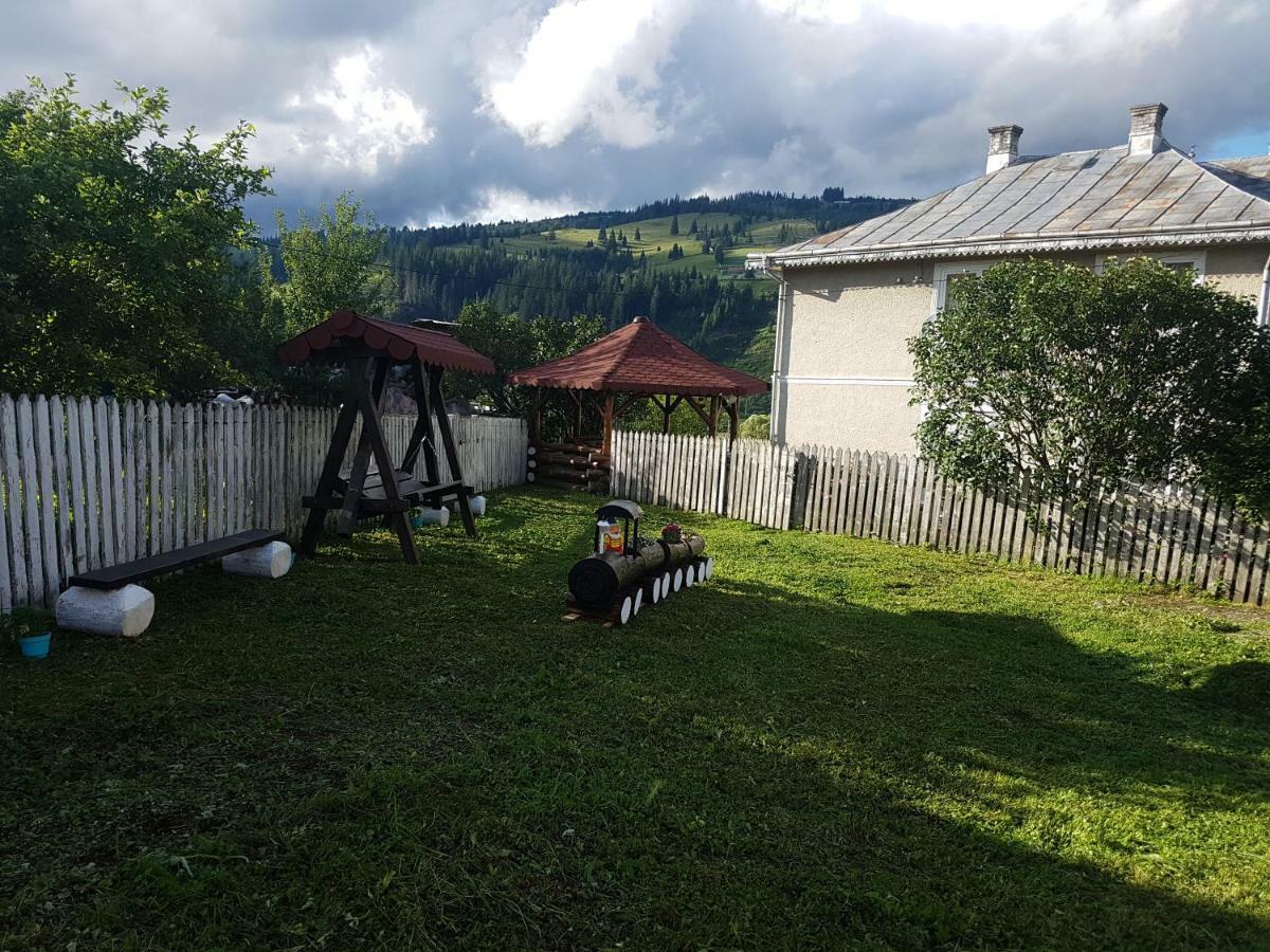 Апартаменти Apartament Tiatim Ватра-Дорней Екстер'єр фото